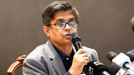 অভ্যন্তরীণ রাজনীতি
