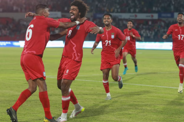 বাংলাদেশের জয়ে হামজার দুর্দান্ত অভিষেক, ২-০ গোলে পরাজিত ভুটান